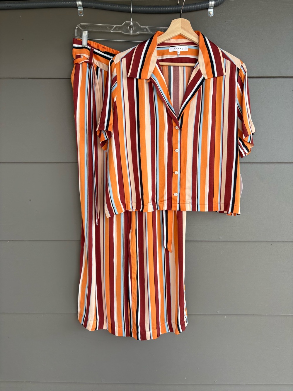 NWT Frame Denim Striped Satin Set in Multi Sunset